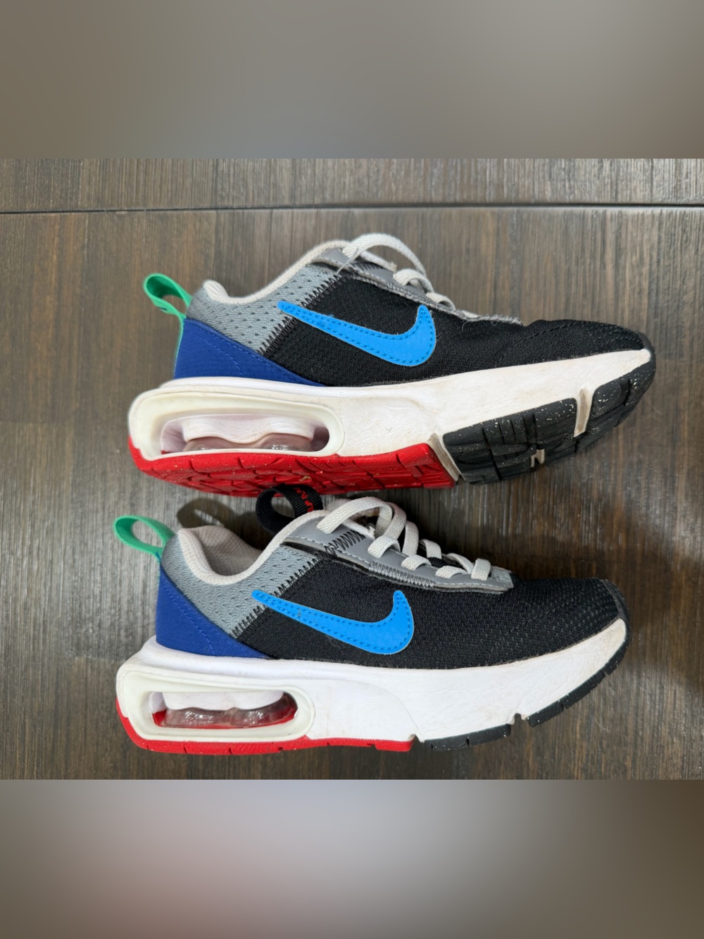 Nike Air Max Kids Black & Blue Athletic Shoes size 11C